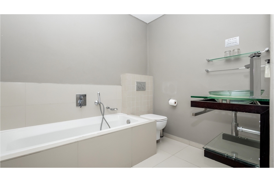 2 Bedroom Property for Sale in Bloubergstrand Western Cape